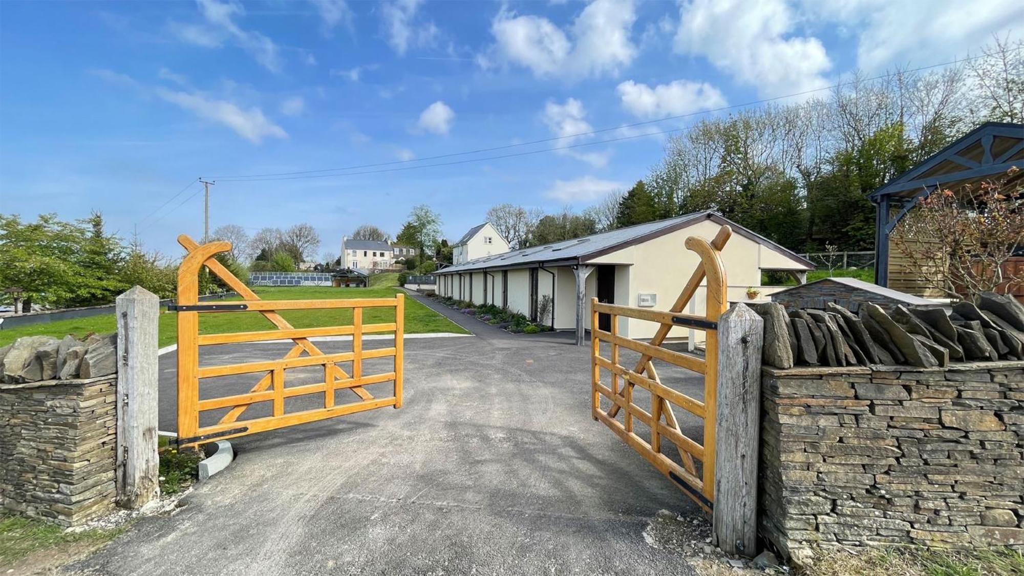 The Old Mountain Stables Caerllwyn Ganol Farm Newport (Gwent)